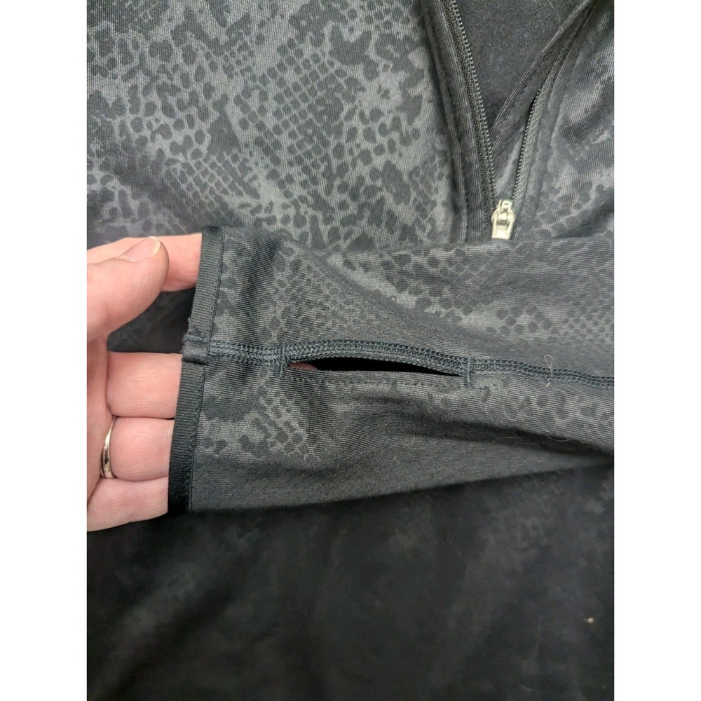 Nike Pro‎ Womens M Pullover BLack Half Zip Embossed Snake Vixen Running Workout - Picture 4 of 11